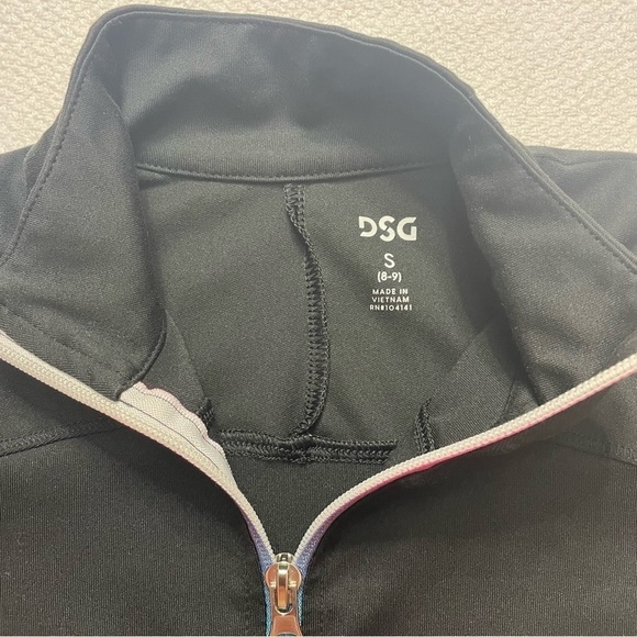 DSG Black Athletic Jacket Rainbow Zipper Girl’s Size Small (8-9) - Picture 2 of 10